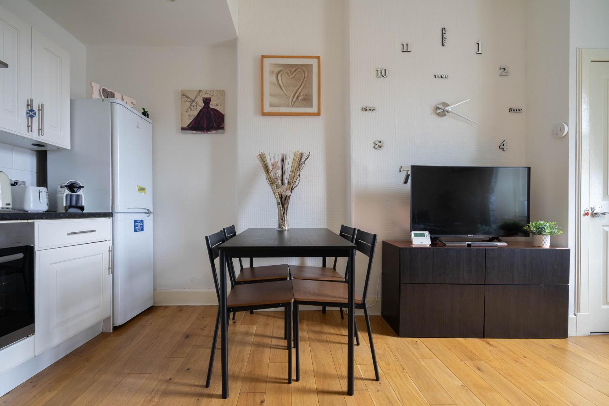 Cosy Leith Escape - Edinburgh City Ngoại thất bức ảnh